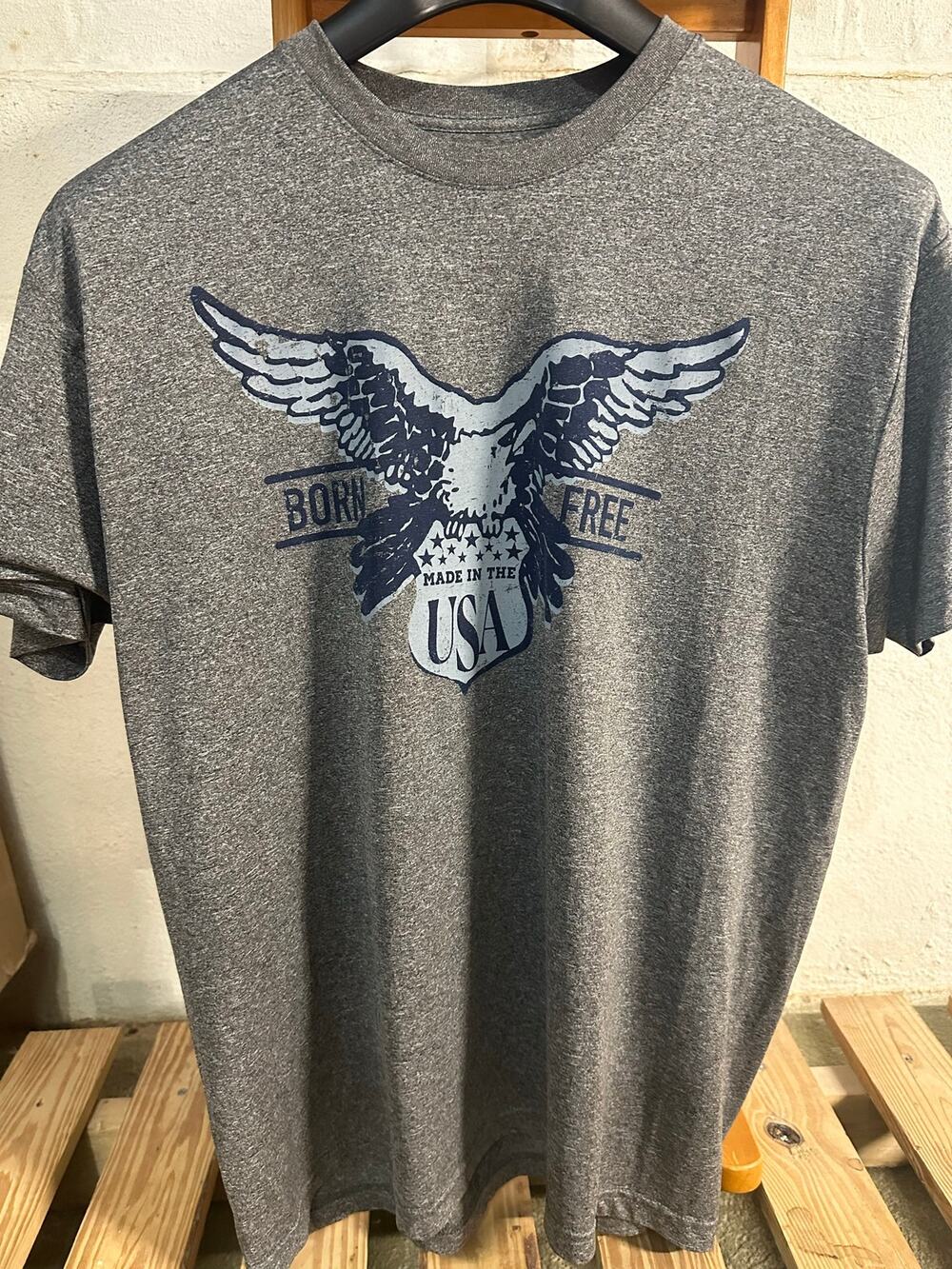 Rags of Honor Born Free USA Eagle Graphic T Shirt Mens XL Gray Patriot